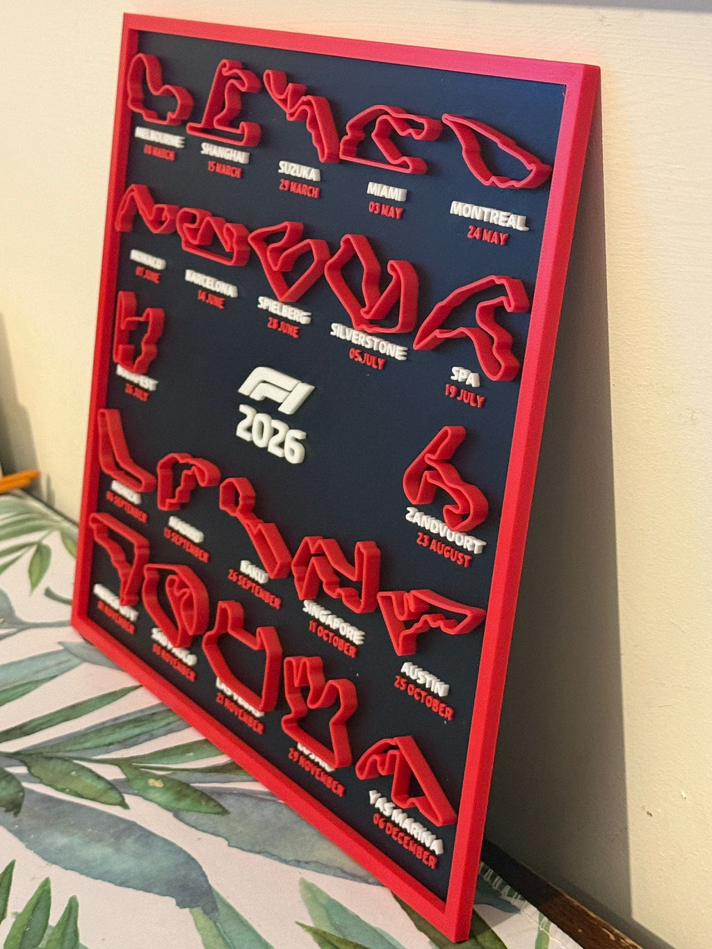 F1 2026 Circuit Calendar – 3D Printed Desk Display for Motorsport Fans