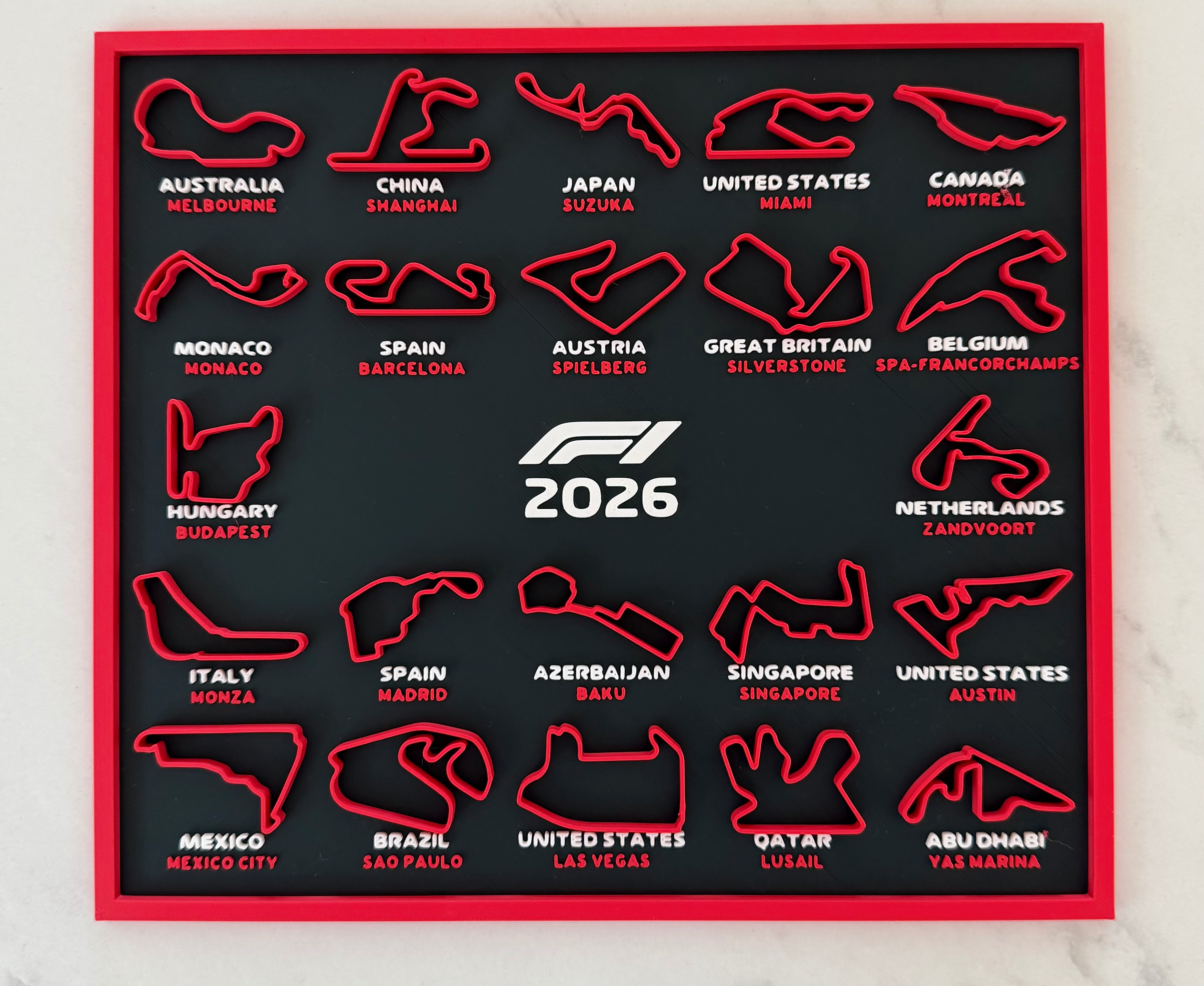F1 2026 Circuit Calendar – 3D Printed Desk Display for Motorsport Fans